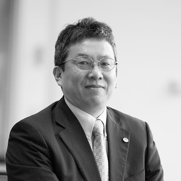 Photograph of Taku Sakazume