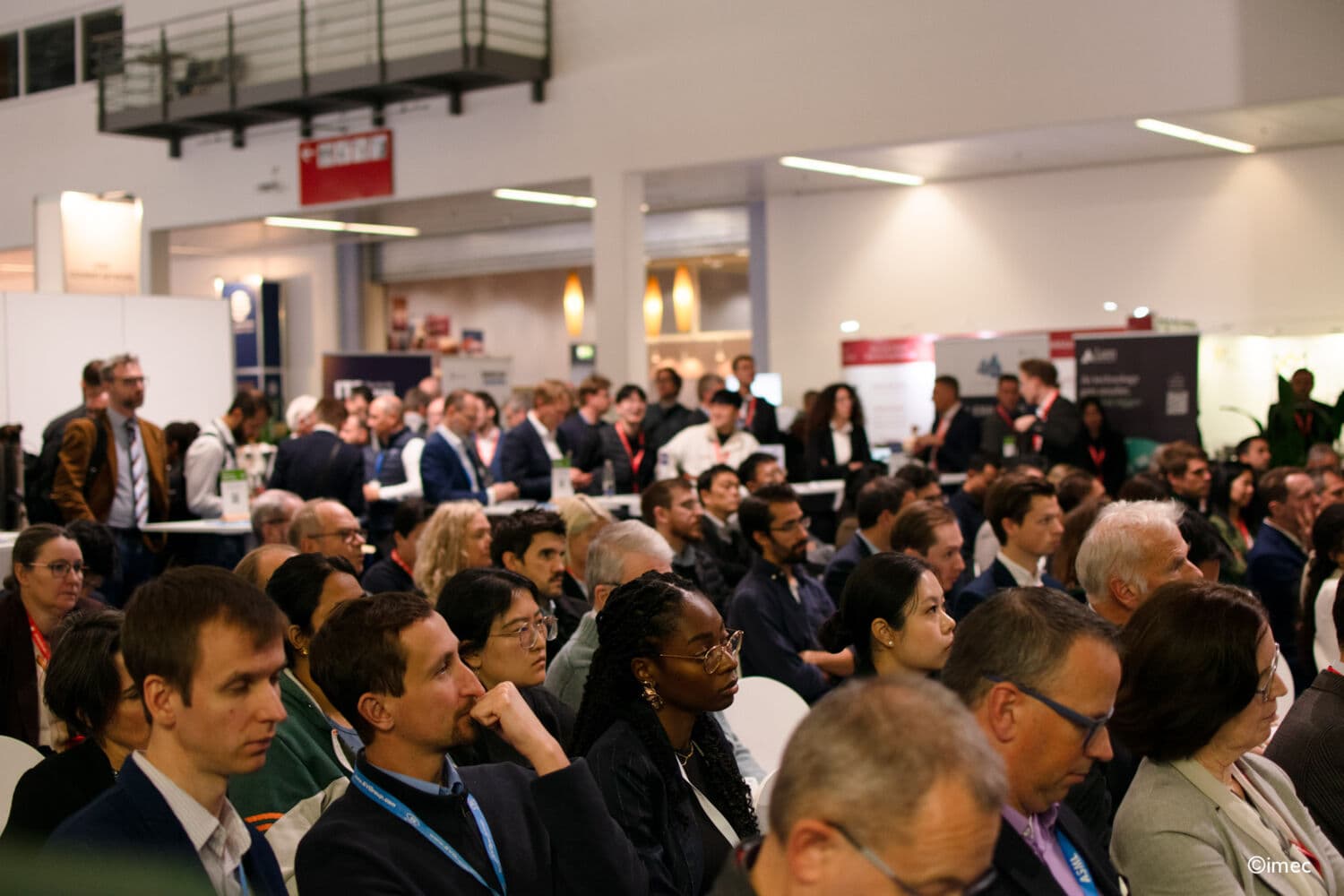 ITF-Chip-into-the-future-crowd